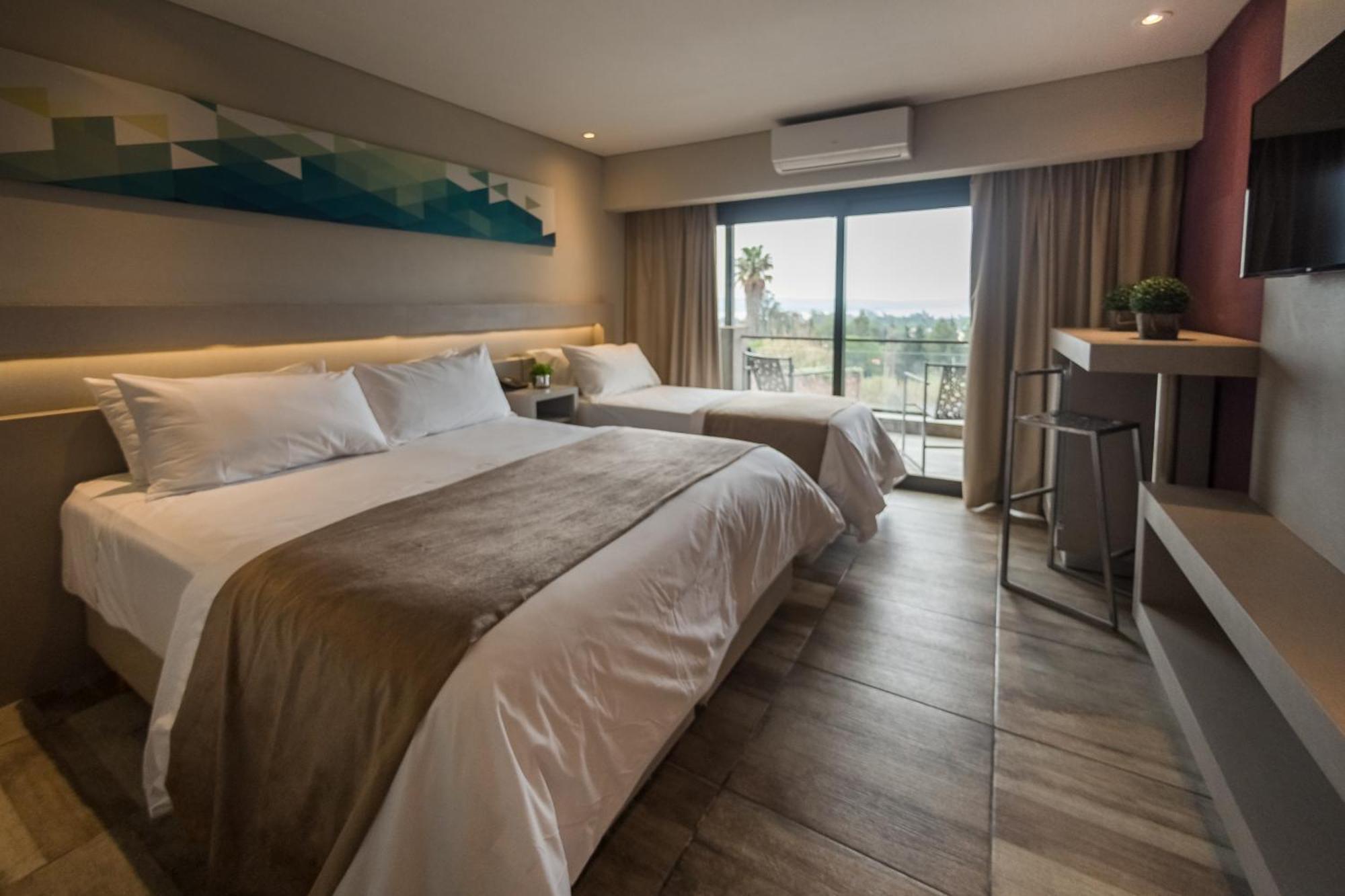Eleton Resort & Spa วิญาการ์ลอสปาซ ภายนอก รูปภาพ