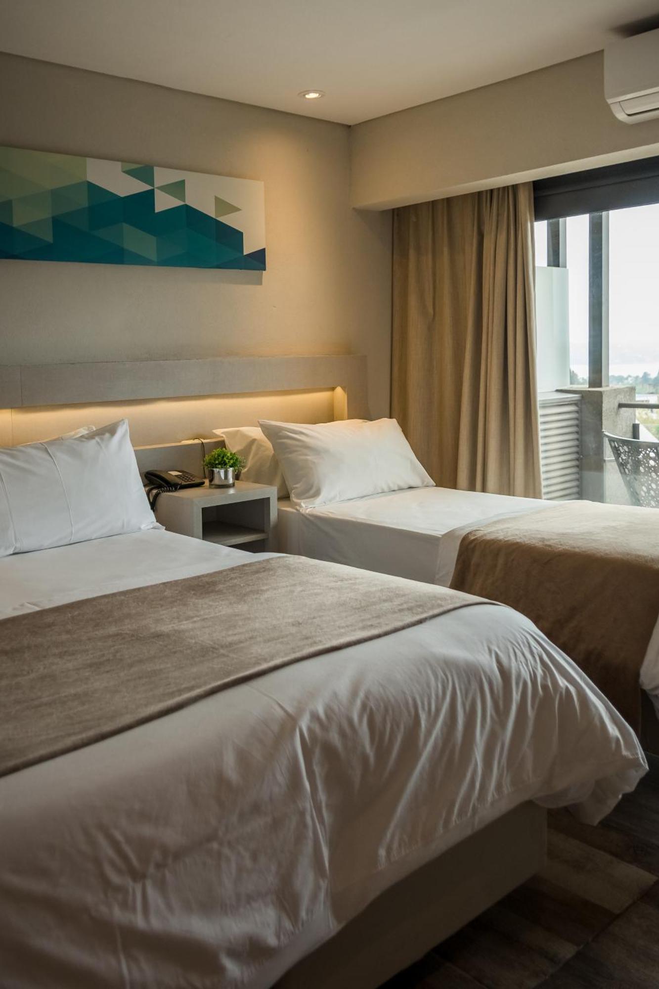 Eleton Resort & Spa วิญาการ์ลอสปาซ ภายนอก รูปภาพ