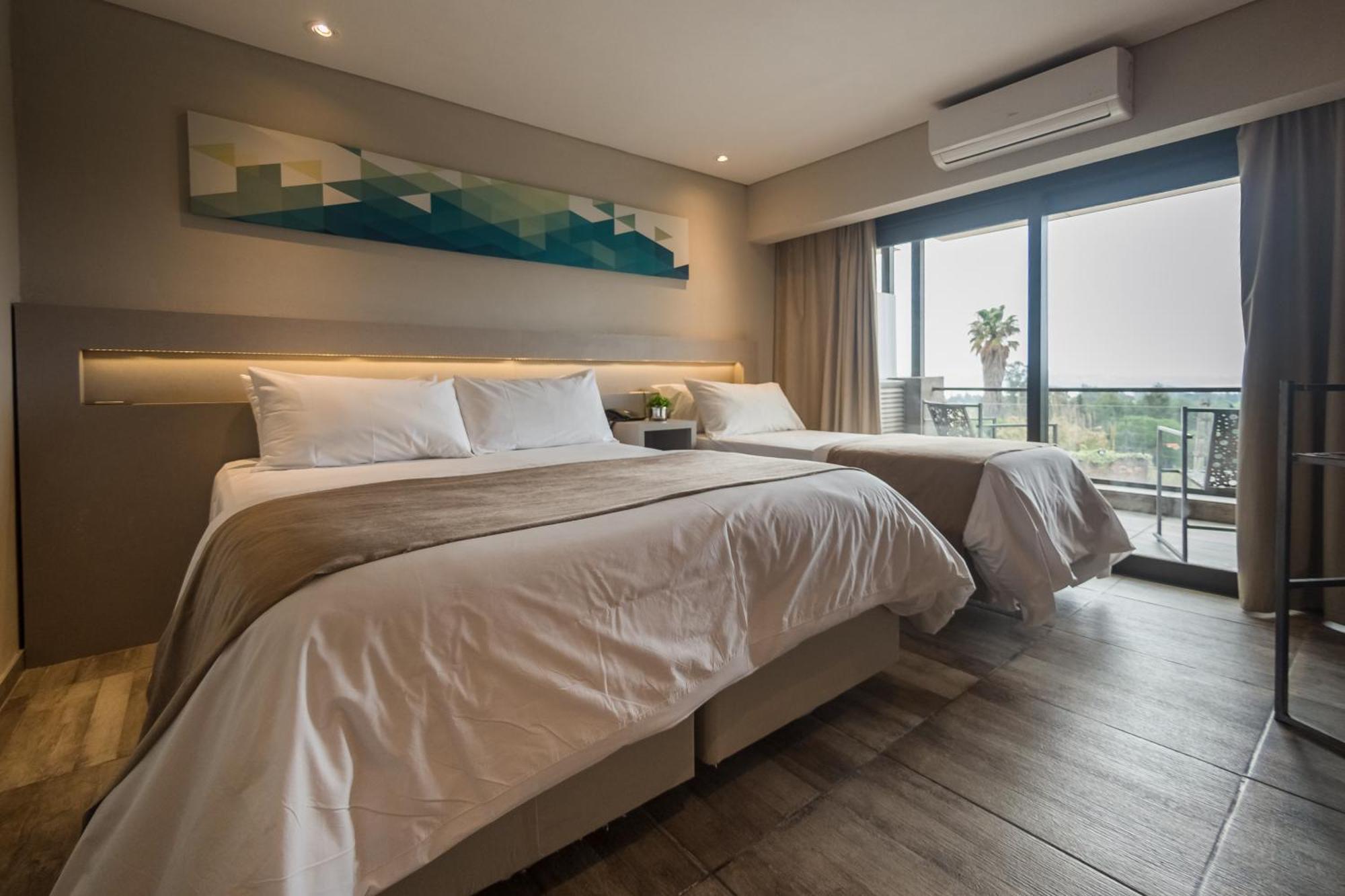 Eleton Resort & Spa วิญาการ์ลอสปาซ ภายนอก รูปภาพ