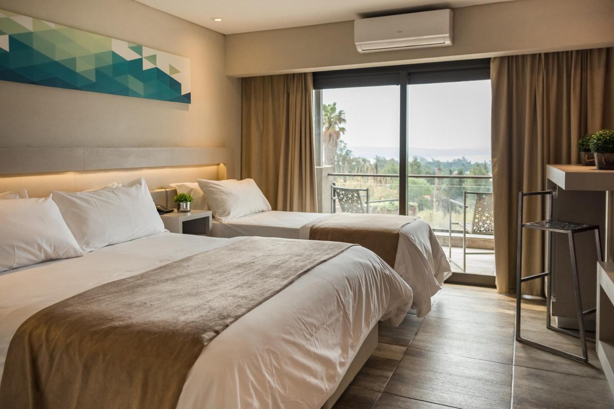 Eleton Resort & Spa วิญาการ์ลอสปาซ ภายนอก รูปภาพ
