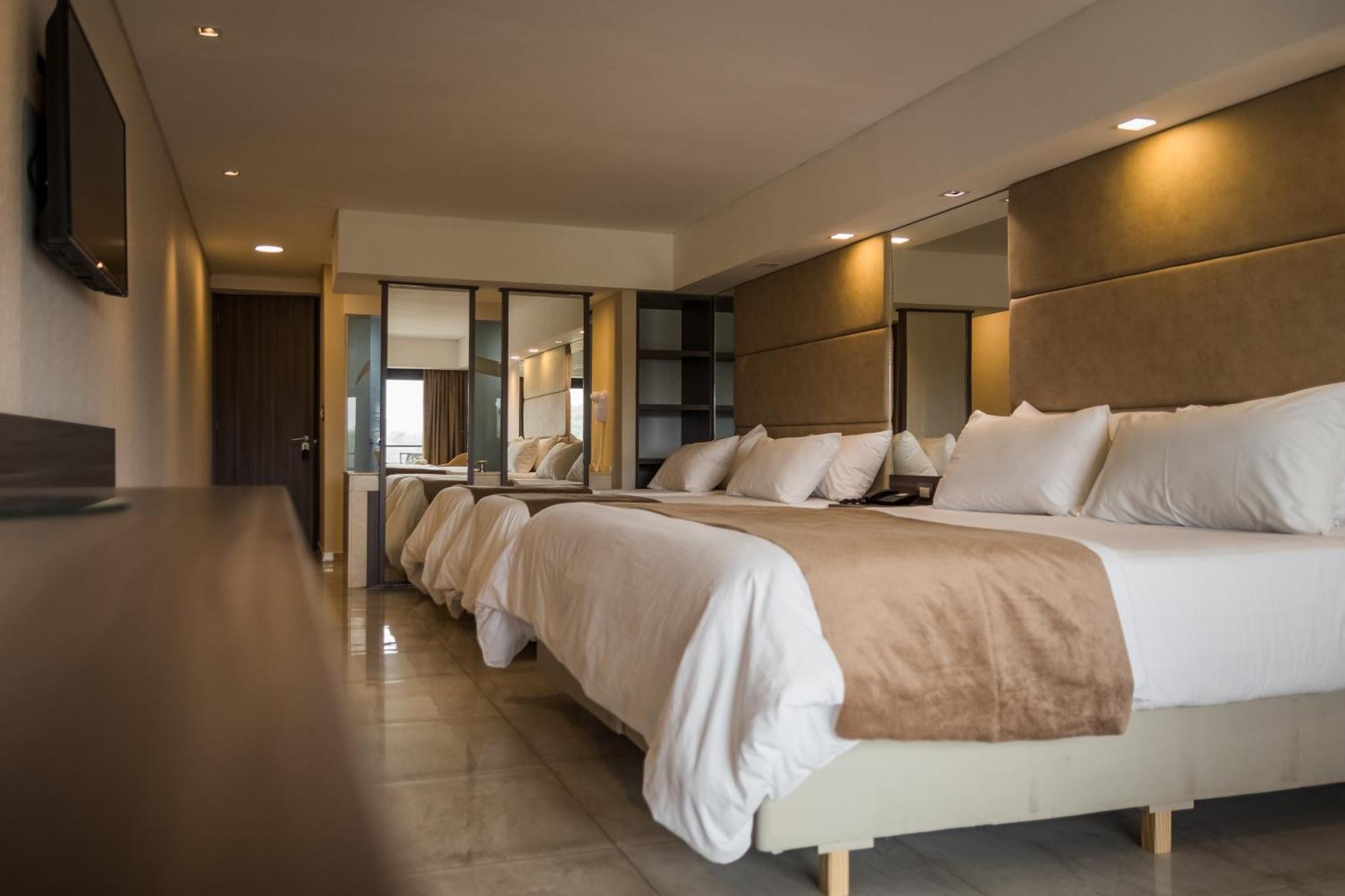 Eleton Resort & Spa วิญาการ์ลอสปาซ ภายนอก รูปภาพ